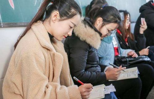2021高考报志愿,适合女生选择的专业,就业率高收入也不低